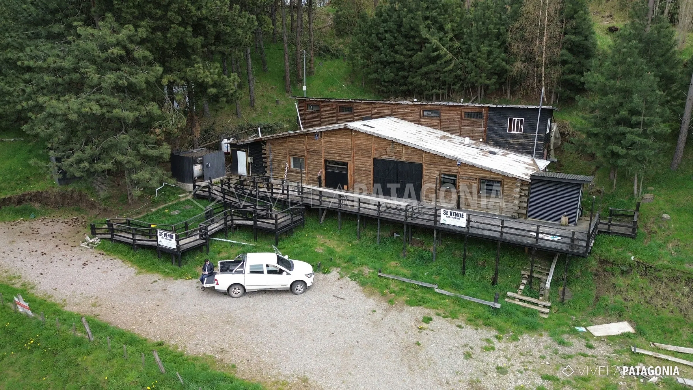 Gran estacionamiento, listo para recibir clientes · Comercial en venta · Coyhaique urbano