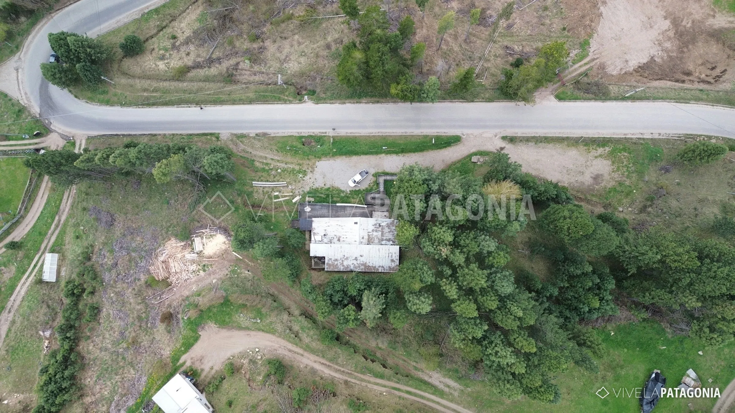 Espacio para proyectar locales, bodegas o un restaurante · Comercial en venta · Coyhaique urbano