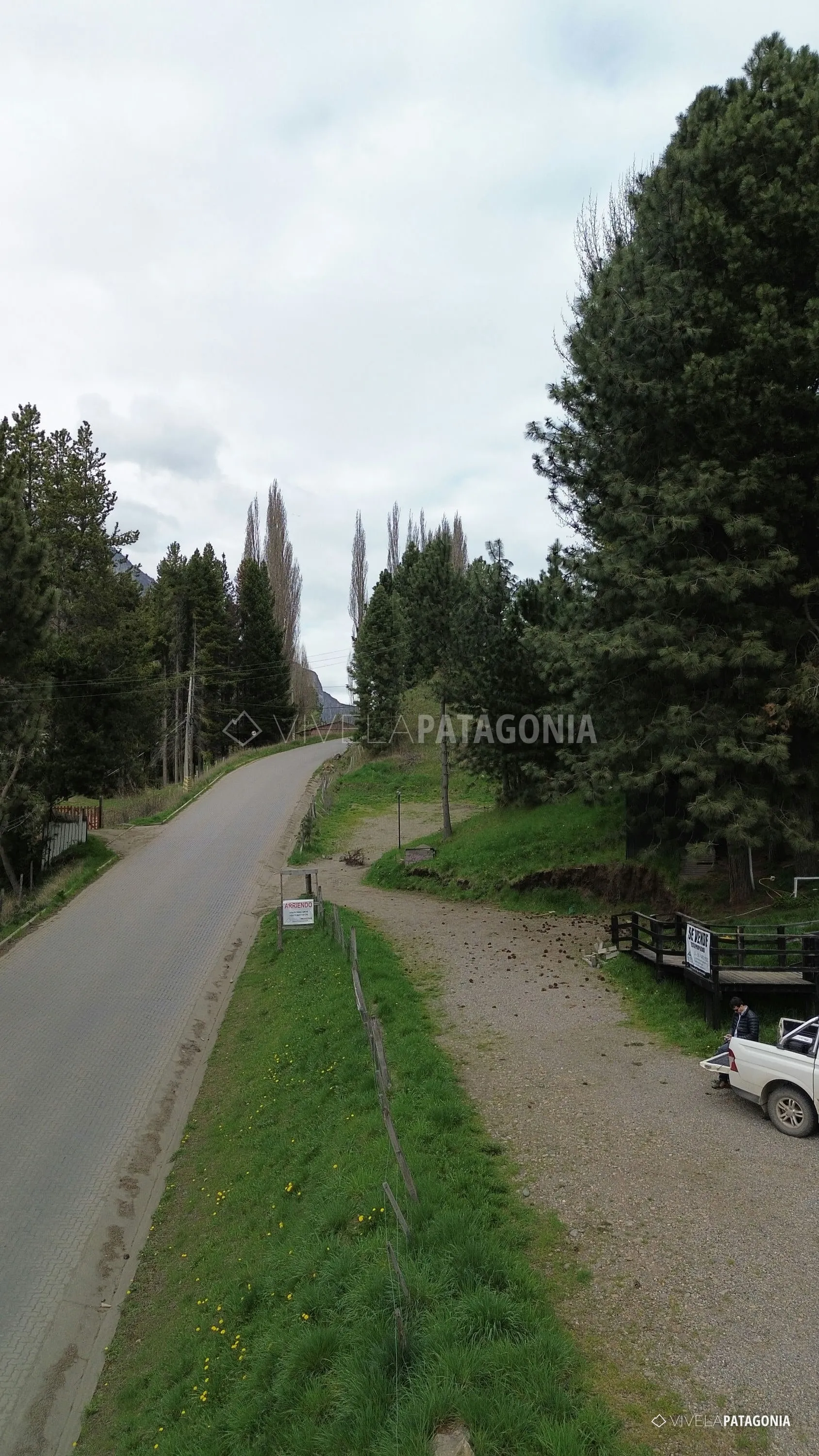 Entrada a nivel de calle, cómoda para clientes y proveedores · Comercial en venta · Coyhaique urbano